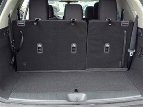 New 2025 Nissan Pathfinder S image 34