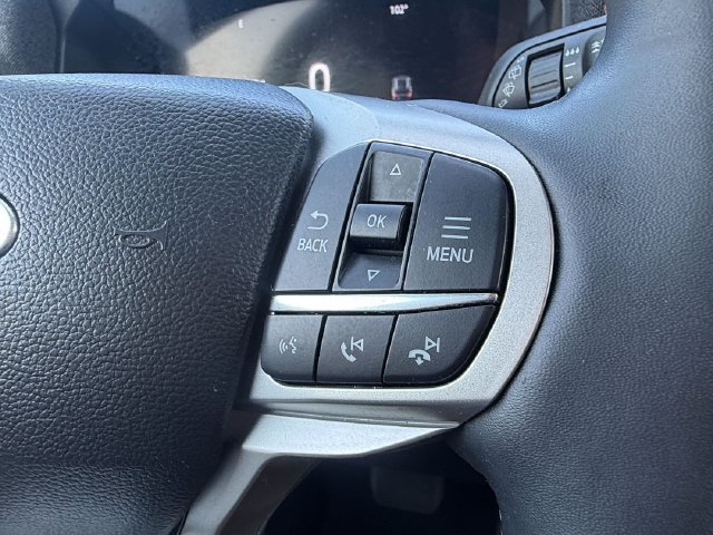Used 2025 Ford Explorer Active RWD image 25