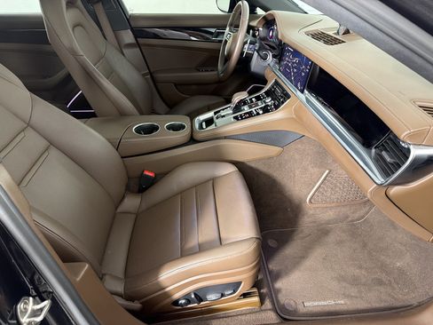 Certified 2023 Porsche Panamera Platinum Edition RWD image 29