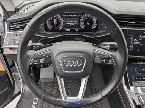Used 2023 Audi Q8 Premium Plus w/ Premium Plus Package AWD/4WD image 14