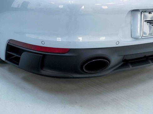 Used 2024 Porsche 911 Carrera GTS image 29