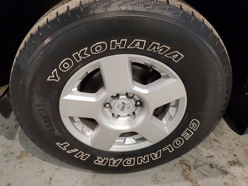 Used 2008 Nissan Frontier SE w/ SE Value Truck Pkg image 29