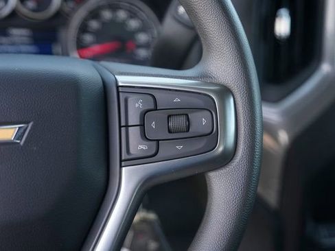 Used 2023 Chevrolet Silverado 2500 Custom w/ Custom Value Package image 23