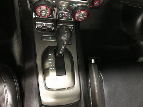 Used 2011 Chevrolet Camaro LT RWD image 33