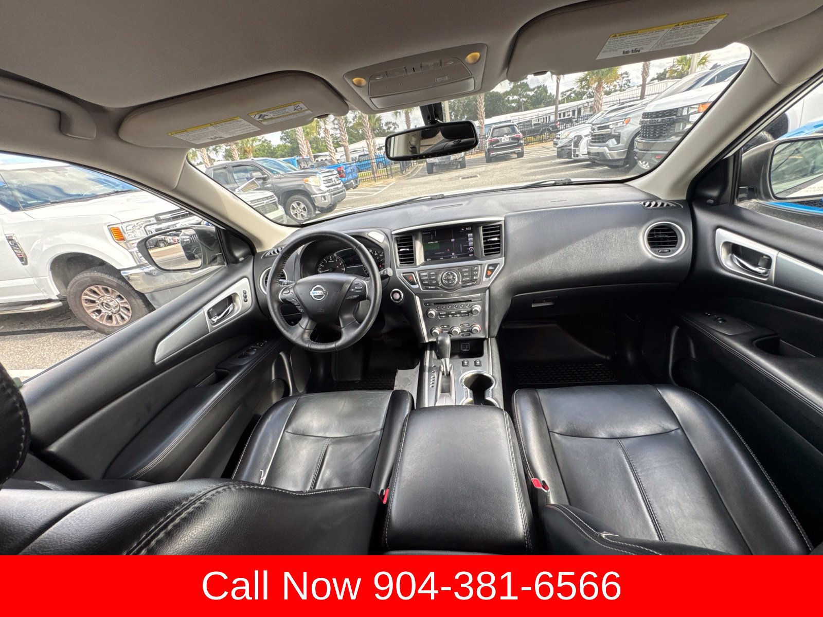 Used 2020 Nissan Pathfinder SL FWD image 18