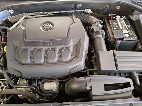 Used 2022 Volkswagen Passat 2.0T image 26