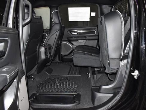 Used 2025 RAM 1500 Laramie image 31