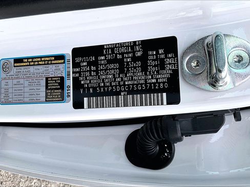 Used 2025 Kia Telluride SX Prestige X-Line image 36