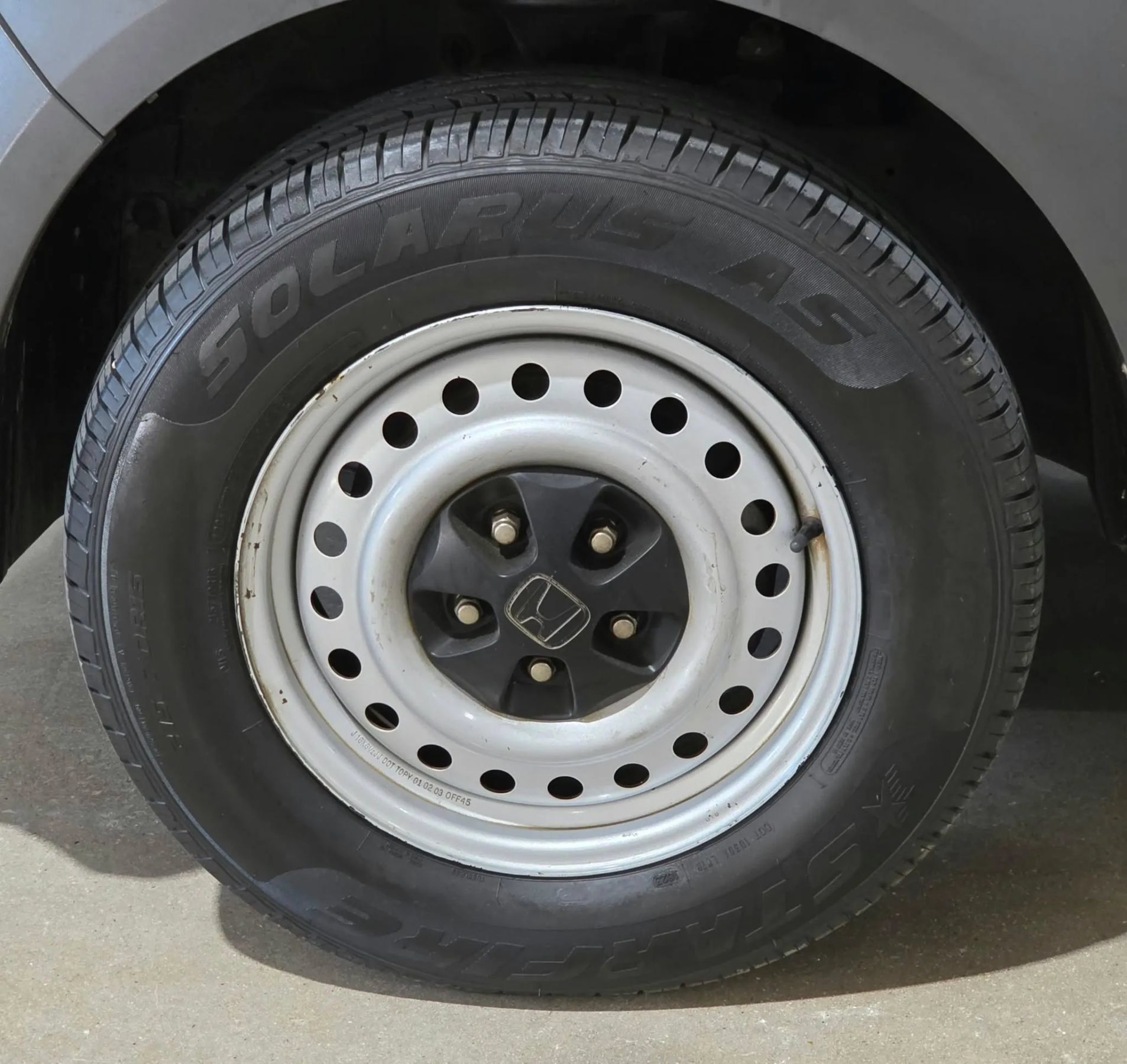 Used 2003 Honda Element DX image 23