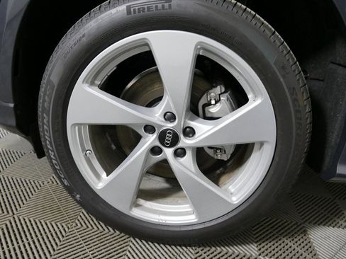 New 2025 Audi Q5 Premium Plus image 9