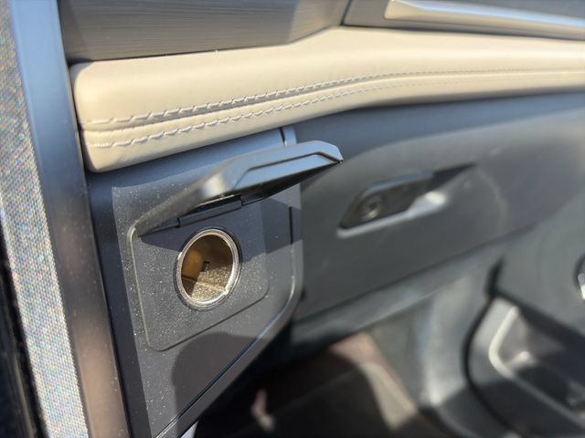 Used 2022 Ford Expedition Max Platinum AWD/4WD image 25