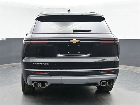 New 2026 Chevrolet Traverse LT w/ Sun and Wheel Package image 24