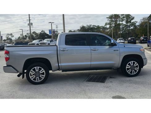 Used 2018 Toyota Tundra Platinum image 9