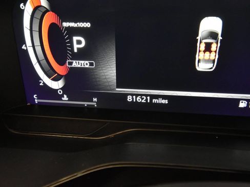 Used 2022 Nissan Pathfinder Platinum w/ Cargo Package image 30