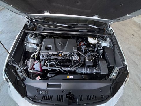 Used 2025 Toyota Camry LE image 31