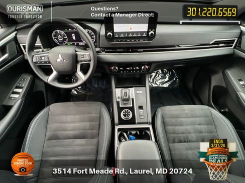 Used 2023 Mitsubishi Outlander SE image 17