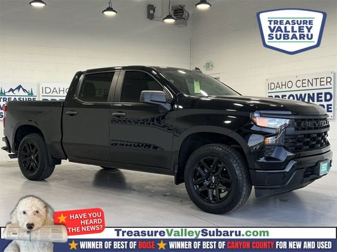Used 2022 Chevrolet Silverado 1500 Custom image 1
