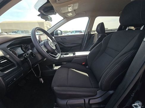 Used 2023 Nissan Rogue S FWD image 7