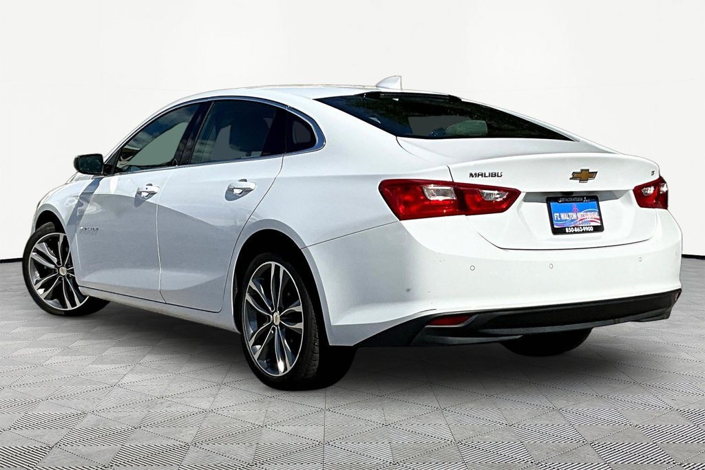Used 2025 Chevrolet Malibu LT FWD image 5
