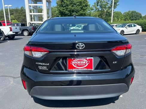 Used 2025 Toyota Corolla LE FWD image 8