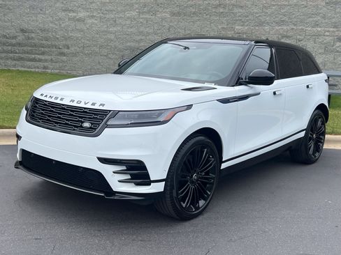 Certified 2026 Land Rover Range Rover Velar Dynamic SE AWD/4WD image 2