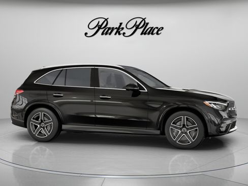 Certified 2026 Mercedes-Benz GLC 300 image 30