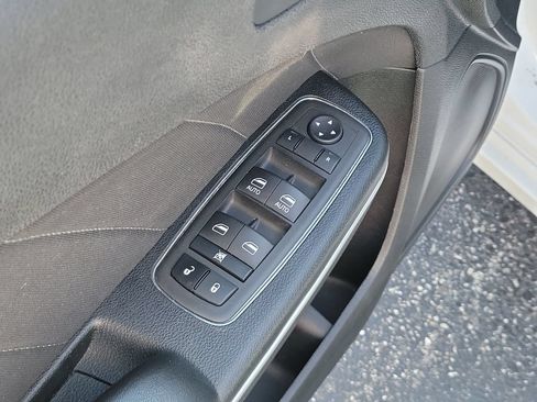 Certified 2023 Dodge Charger SXT RWD image 19
