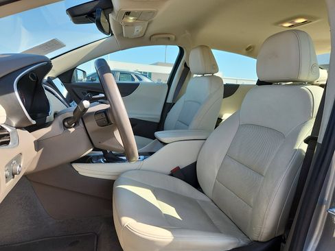 Used 2024 Chevrolet Malibu LT image 13