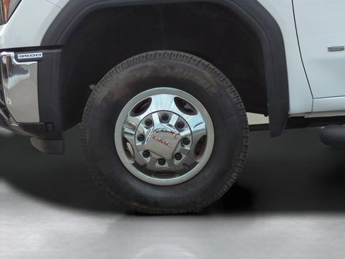 Used 2025 GMC Sierra 3500 SLE w/ SLE Value Package AWD/4WD image 27