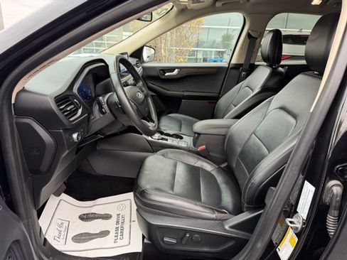 Used 2020 Ford Escape Titanium w/ Titanium Premium Package 2.0 image 20