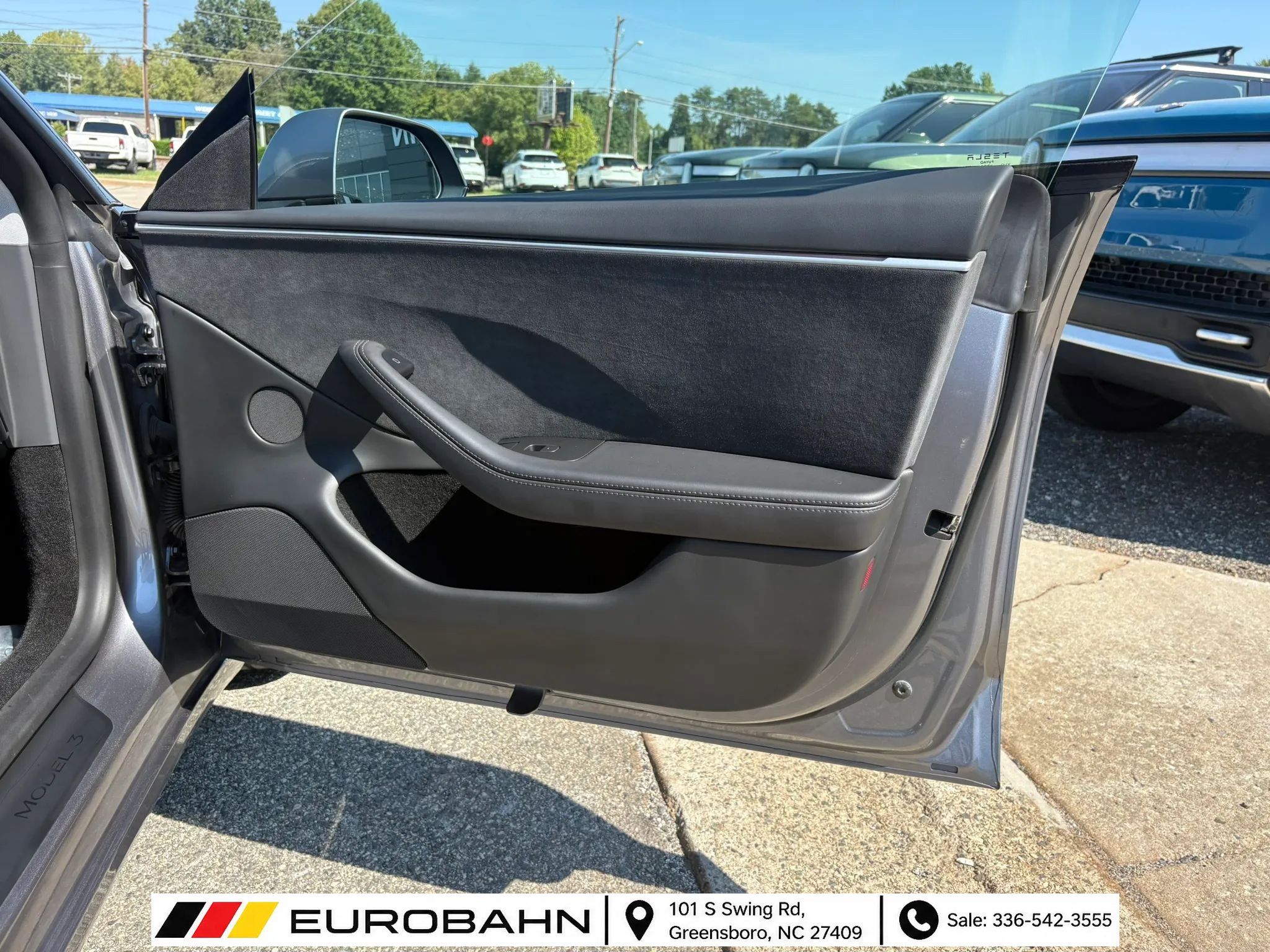 Used 2025 Tesla Model 3 Long Range AWD/4WD image 17