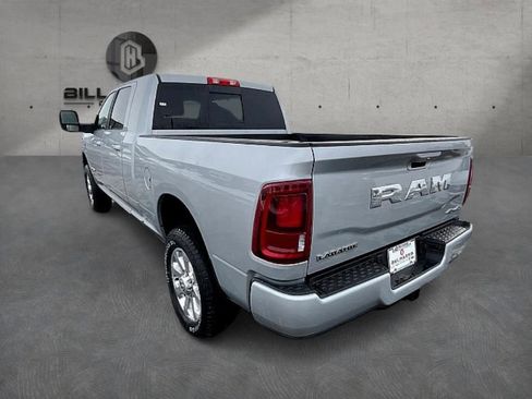 New 2026 RAM 3500 Laramie AWD/4WD image 9