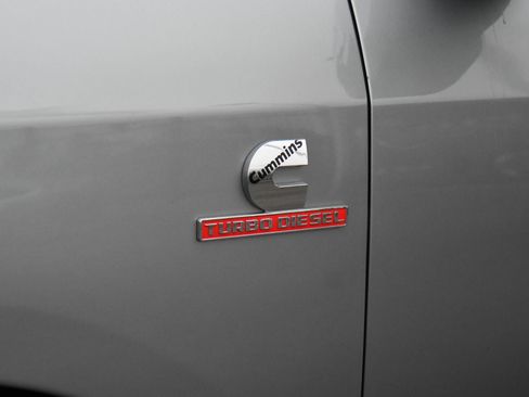 Used 2024 RAM 2500 Laramie image 14