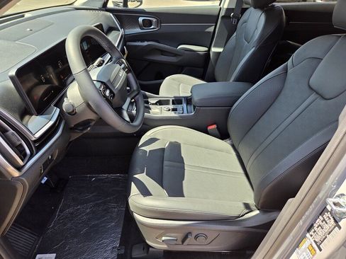 New 2026 Kia Sorento S FWD image 6
