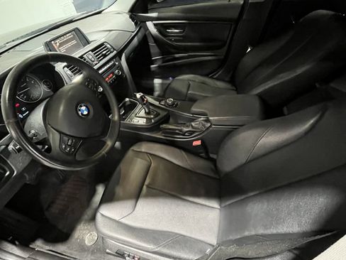 Used 2015 BMW 320i Sedan image 5