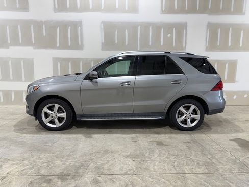 Used 2016 Mercedes-Benz GLE 350 4MATIC w/ Premium Package image 3