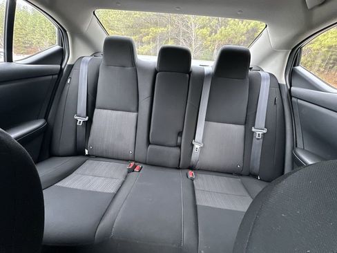 Used 2022 Nissan Sentra SV image 26