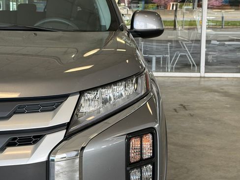 Used 2025 Mitsubishi Outlander Sport ES AWD/4WD image 11