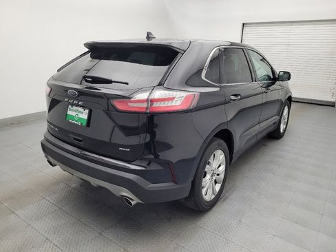 Used 2022 Ford Edge Titanium AWD/4WD image 9