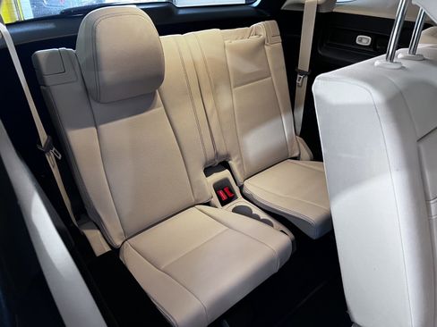 Used 2021 Mercedes-Benz GLE 350 4MATIC w/ 3rd Row Seat Package image 19