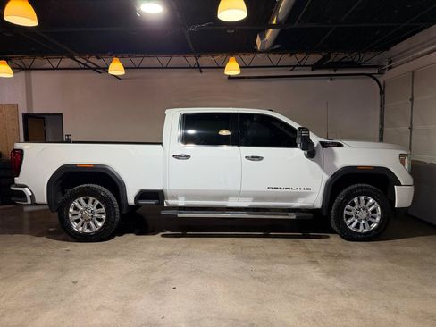 Used 2020 GMC Sierra 2500 Denali AWD/4WD image 5