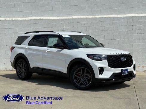 Certified 2025 Ford Explorer ST AWD/4WD image 1