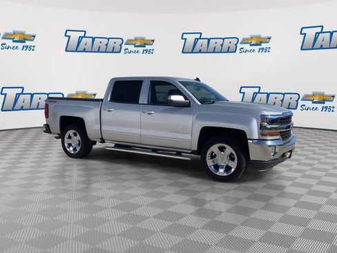 Used 2018 Chevrolet Silverado 1500 LT w/ LT Eassist Package image 2