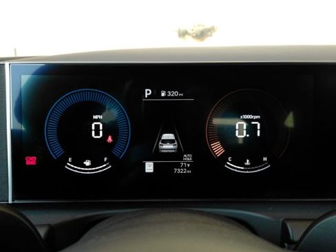 Used 2026 Hyundai Tucson SEL FWD image 38