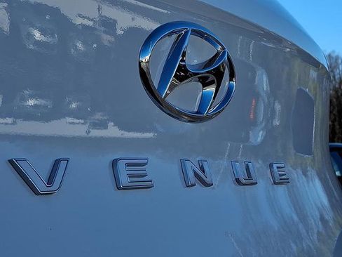 New 2026 Hyundai Venue SEL image 12