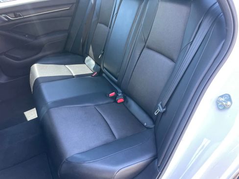 Used 2018 Honda Accord Sport image 22