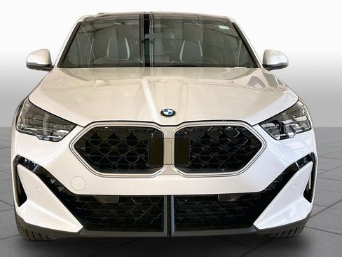 New 2026 BMW X2 xDrive28i w/ Technology Package AWD/4WD image 3