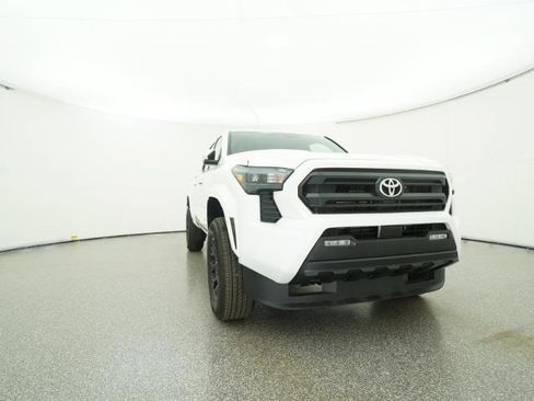 New 2025 Toyota Tacoma SR5 image 32