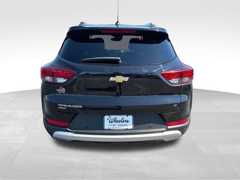 Used 2022 Chevrolet TrailBlazer LT w/ Sun and Liftgate Package AWD/4WD image 4