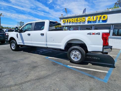Used 2019 Ford F250 XL w/ Power Equipment Group AWD/4WD image 3